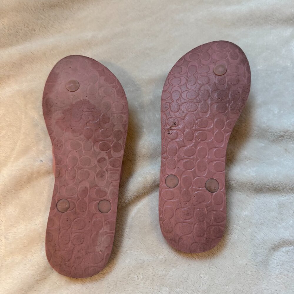Coach - Size 5 / EU 35 - Pink - Flip Flops - Classic Style - Great Deal! - Picture 2 of 3